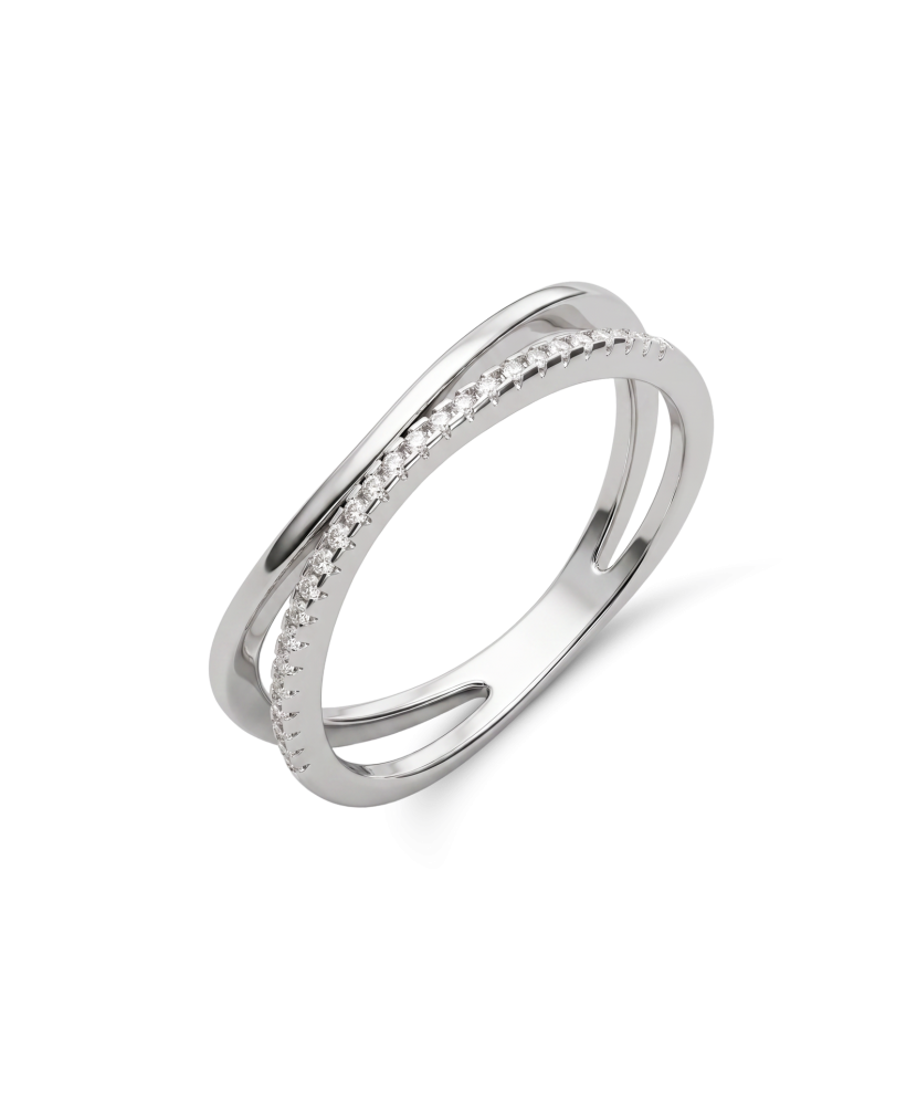 Sterling silver ring with zircons
