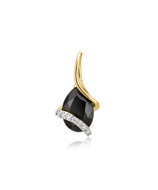 Yellow gold pendant with diamonds and onyx