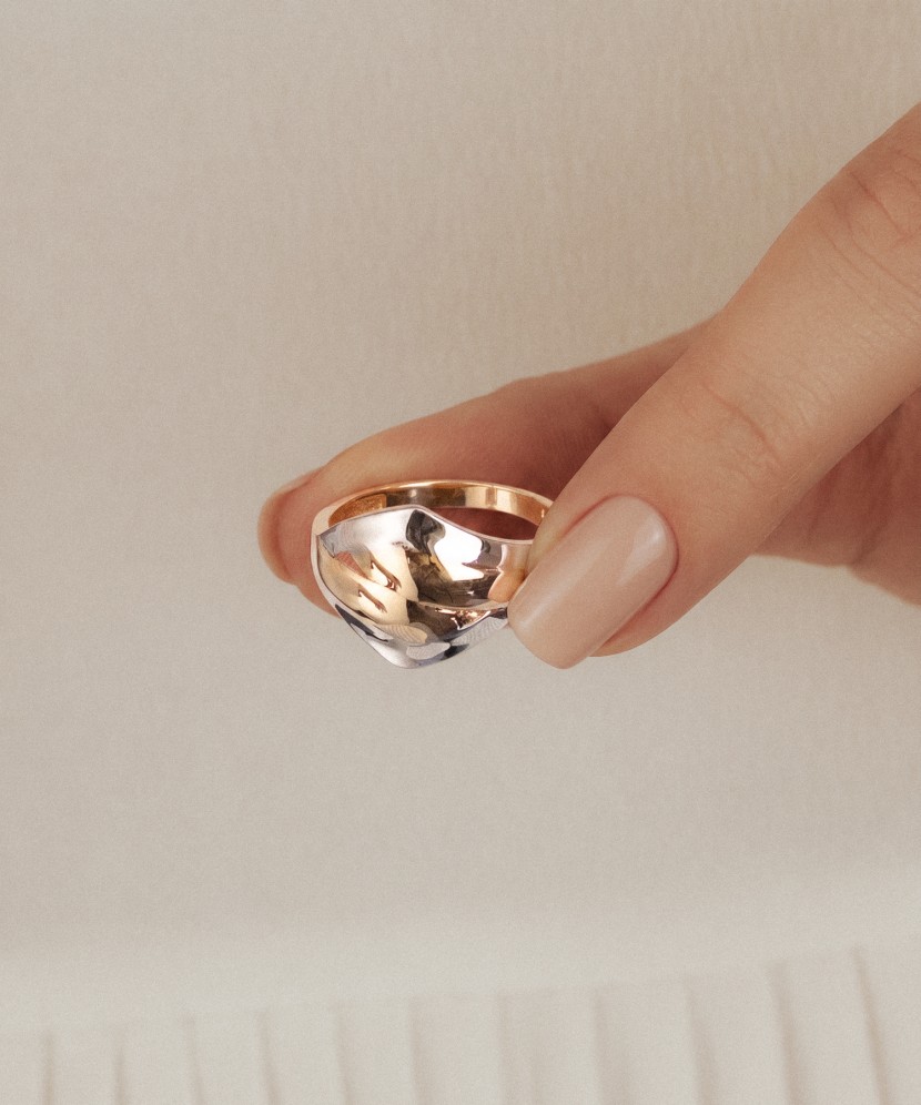 Gold ring
