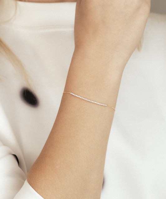 Yellow gold bracelet with diamonds