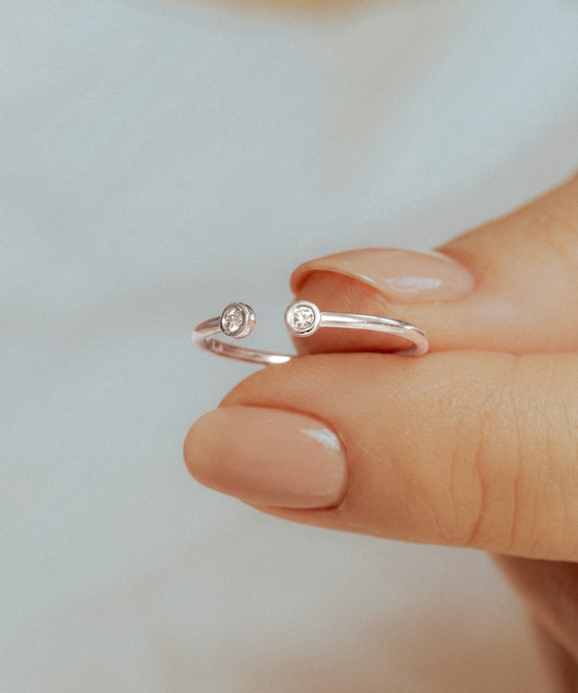 White gold ring with diamonds