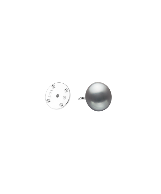 Sterling silver  brooch with pearl