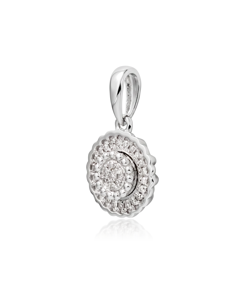 White gold pendant with diamonds