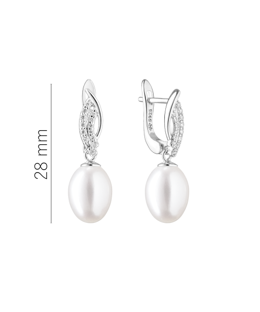 Silver earrings with pearls