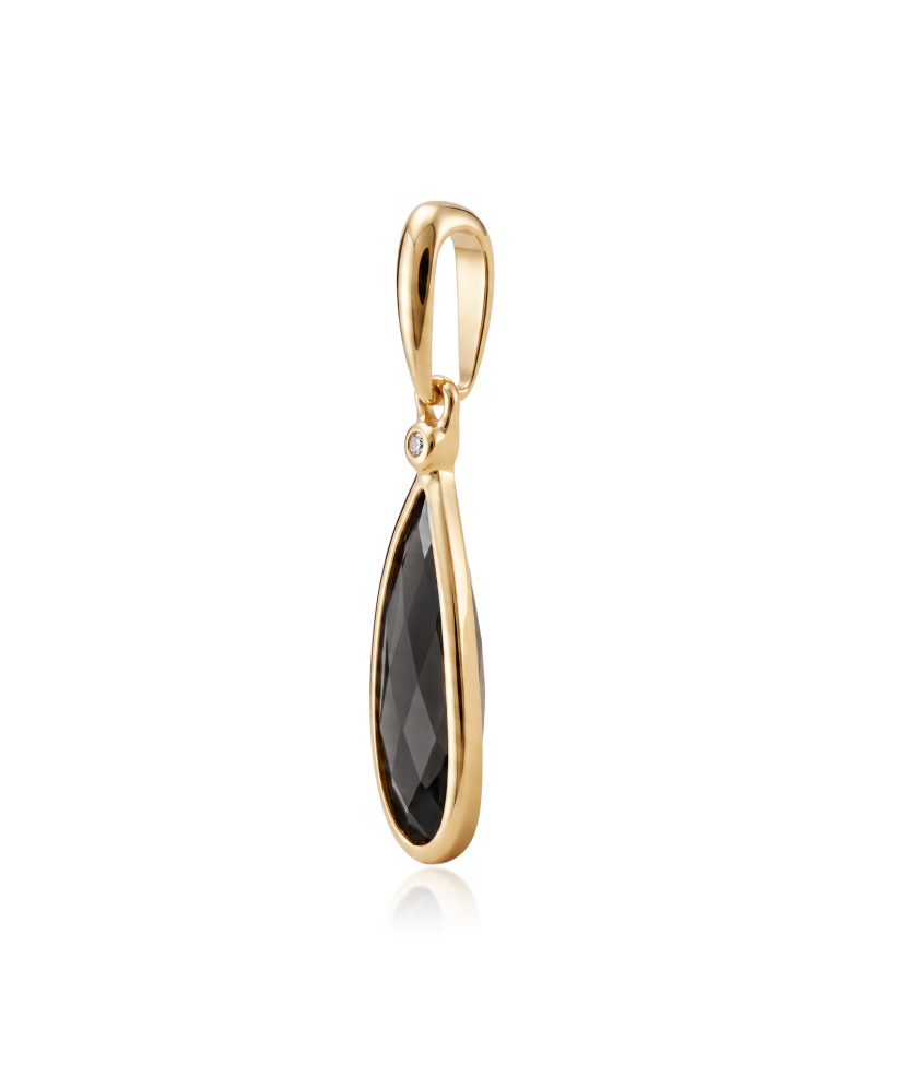 Gold pendant with black agate and diamond
