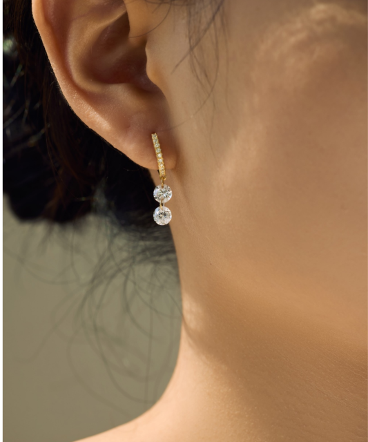 Gilded sterling silver earrings with zircons