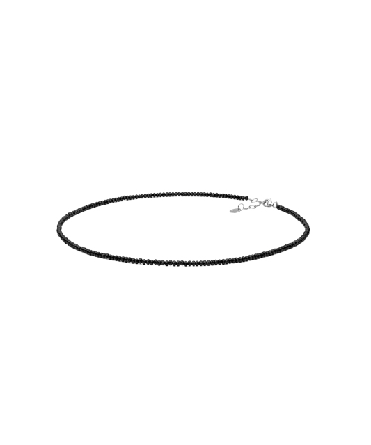 Necklaces with spinels