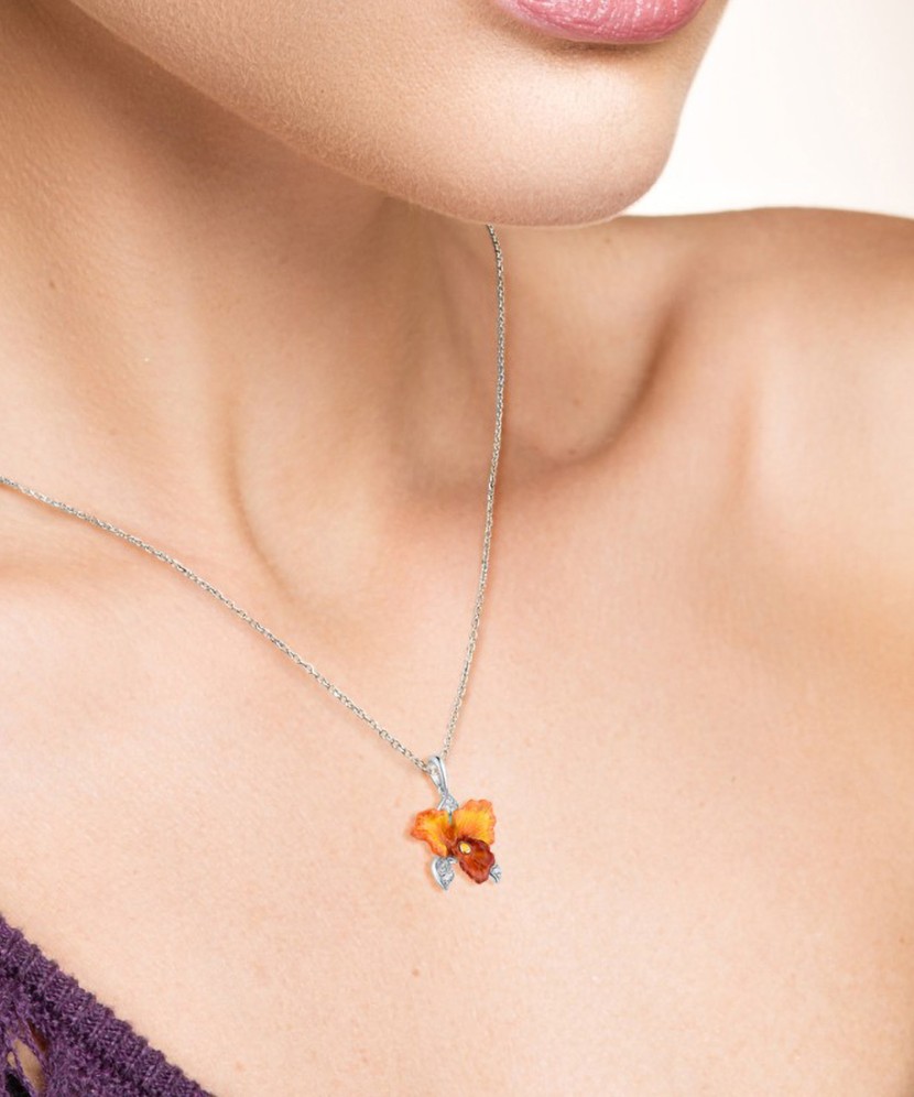 Gilded sterling silver pendant with zircons