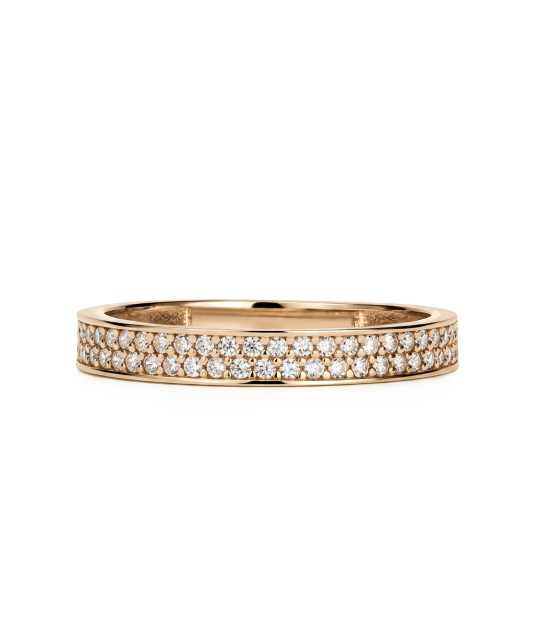 Gold ring with zircons