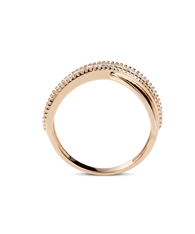 Gold ring with zircons