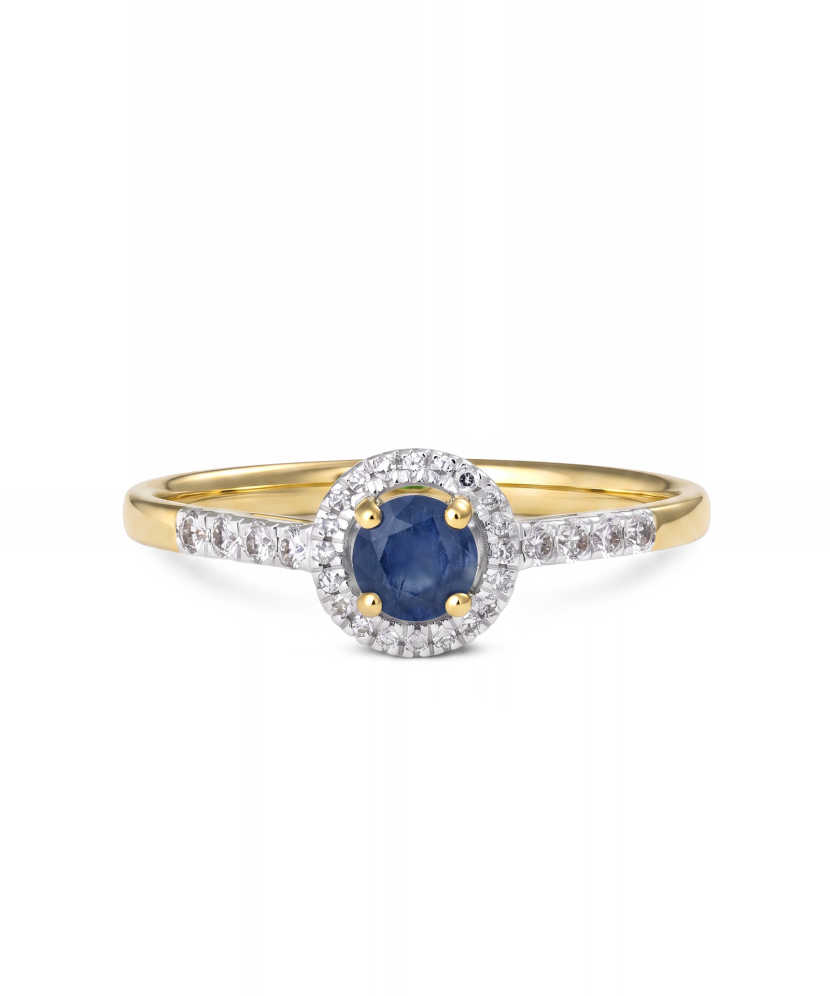 Yellow gold ring with diamonds and sapphire