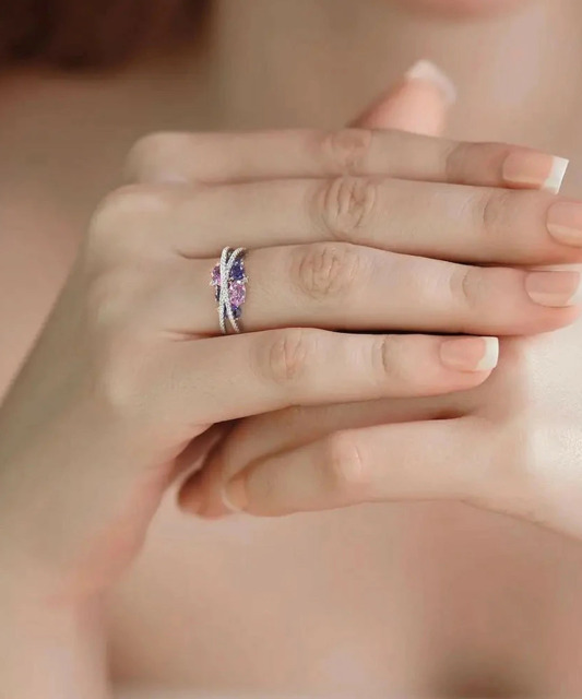 Sterling silver ring with amethysts and zircons