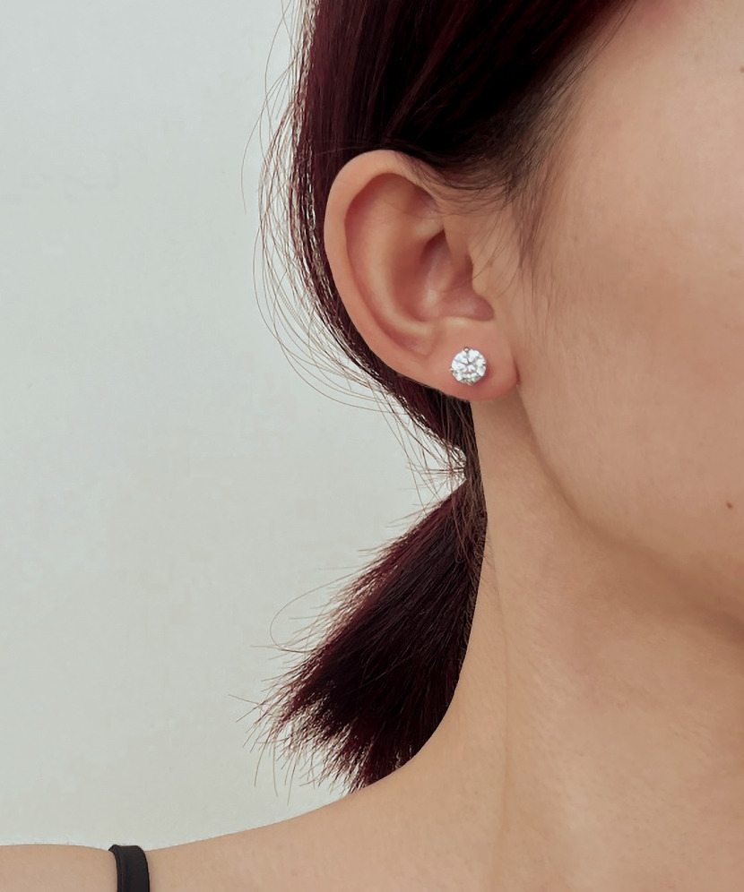 Sterling silver earrings with zircons