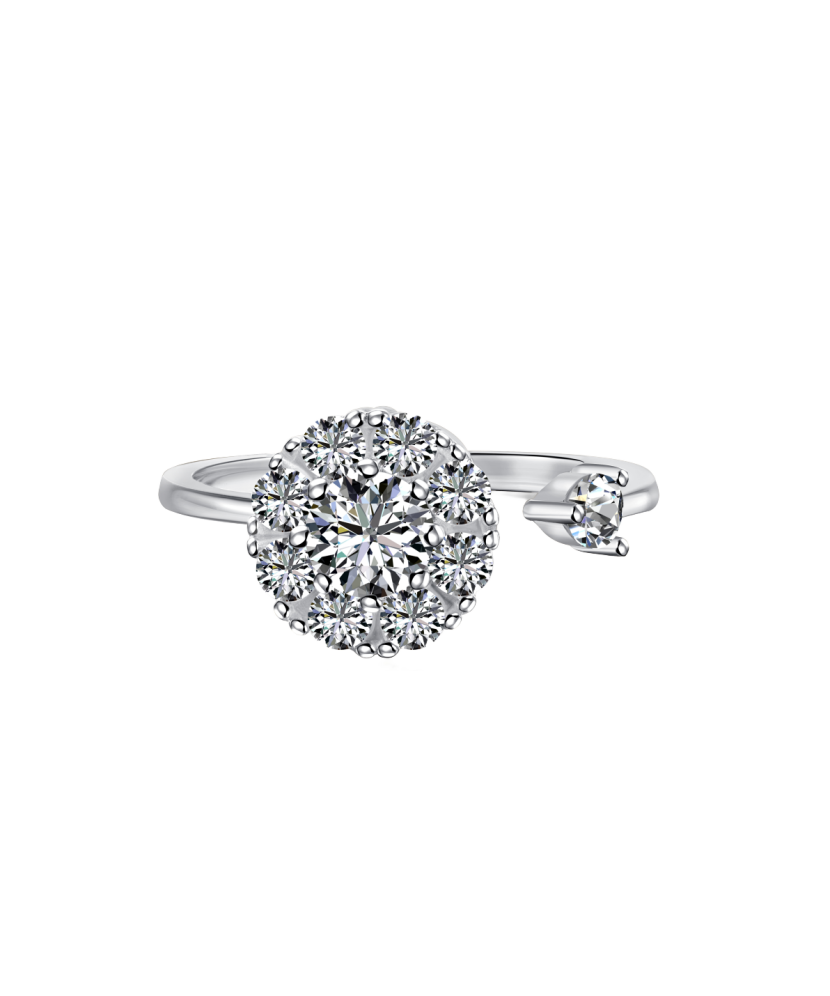 Sterling silver ring with zirconium