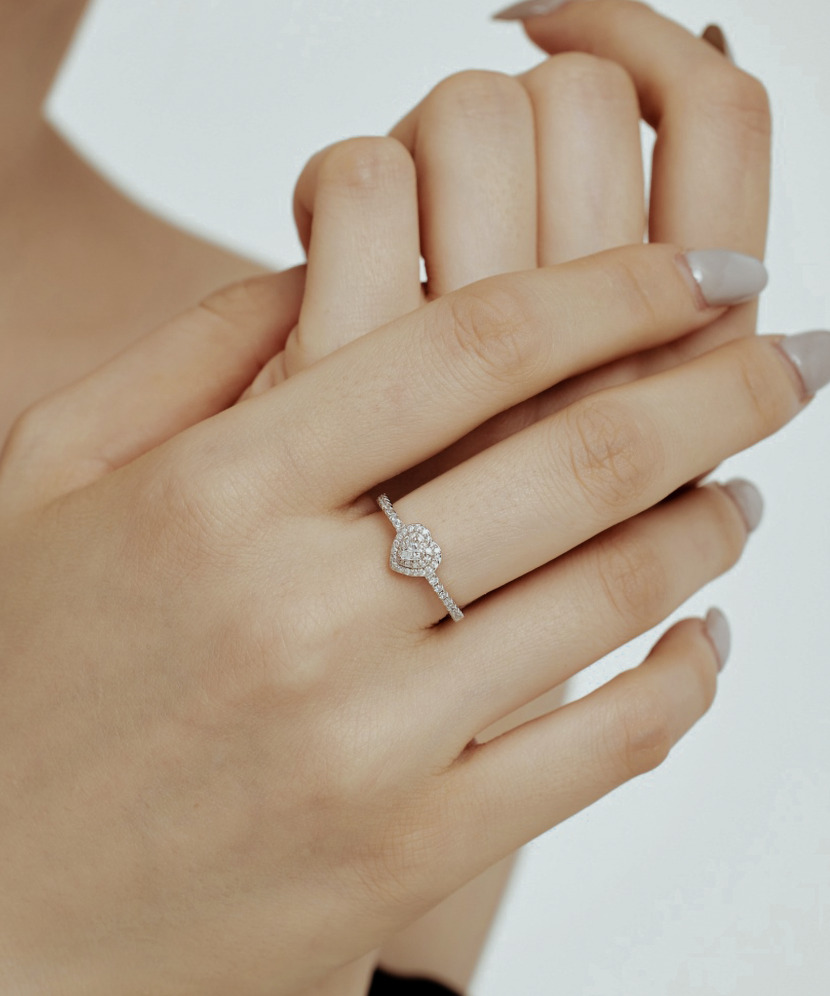 Silver ring with cubic zirconia “Heart”