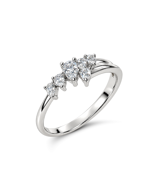Sterling silver ring with zirconium
