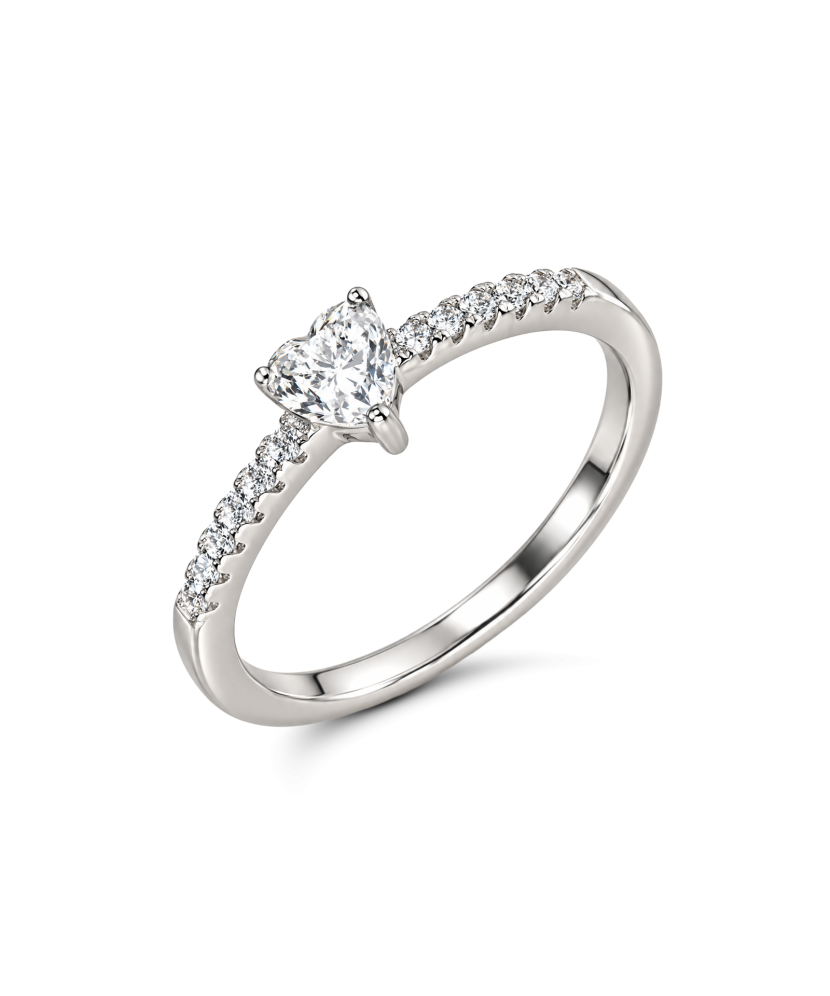 Серебряное кольцо с муассанитами «Сердечко» 0.5ct