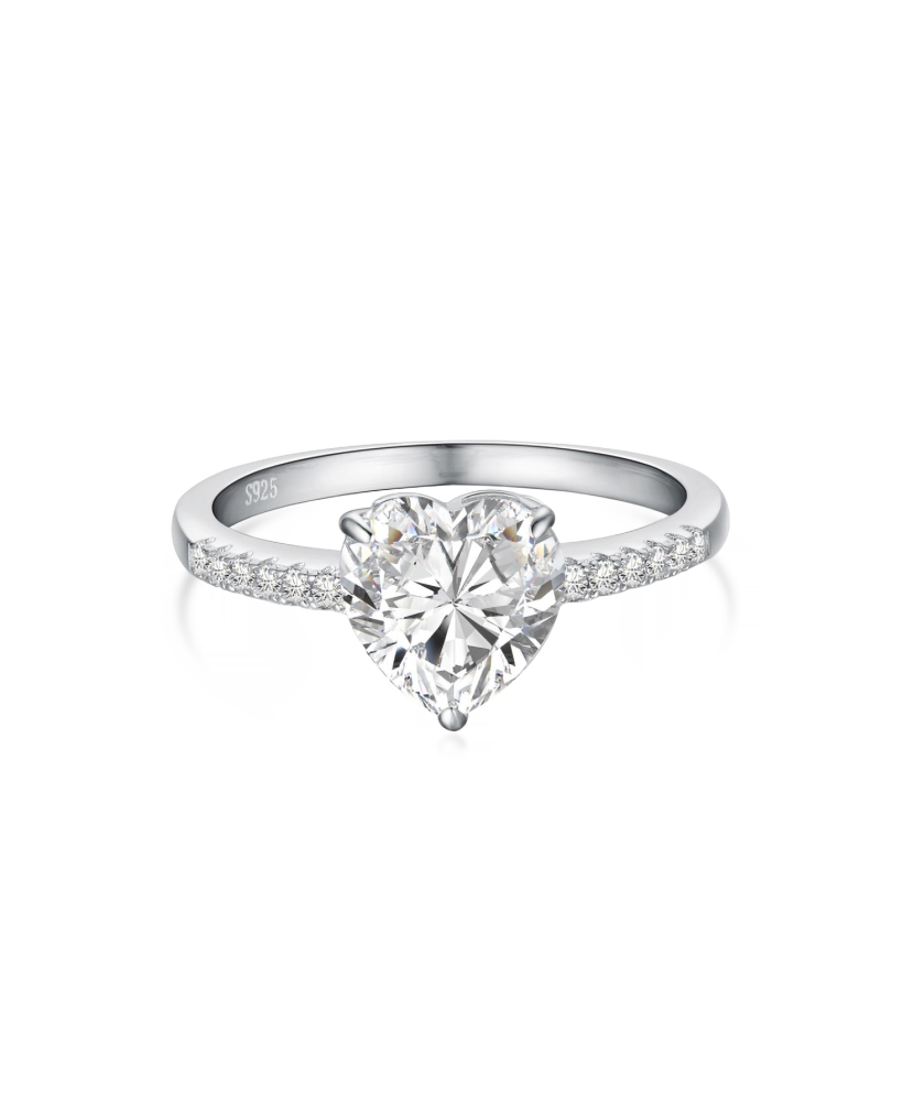 Серебряное кольцо с муассанитами 2ct