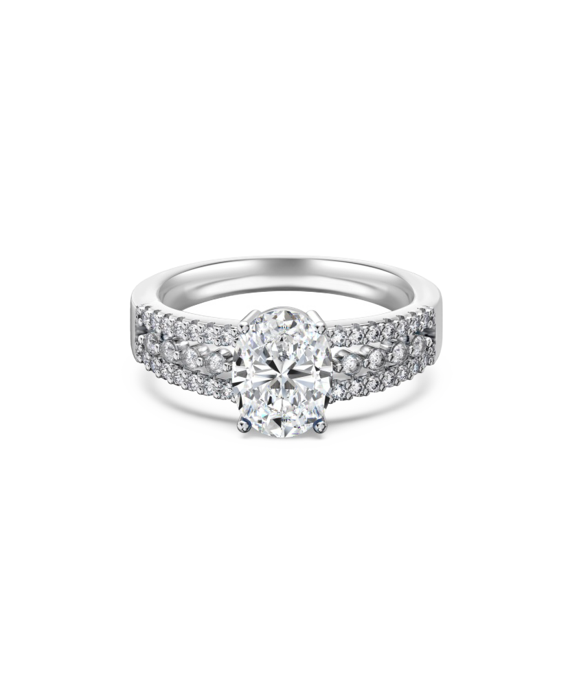 Silver ring with moissanites 2ct