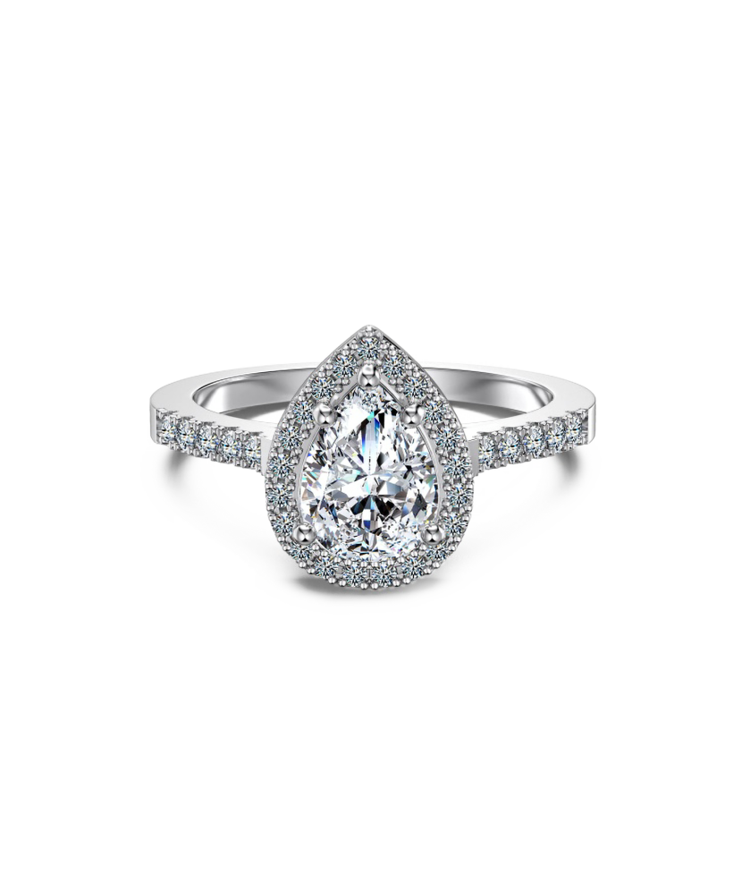Silver ring with moissanites 1CT