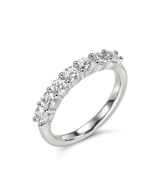 Silver ring with moissanites 0.7ct