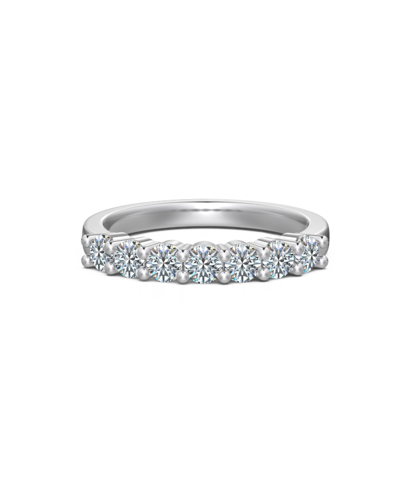 Silver ring with moissanites 0.7ct