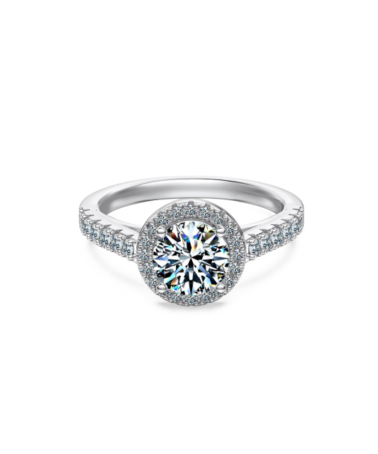 Silver ring with moissanites 1.2ct