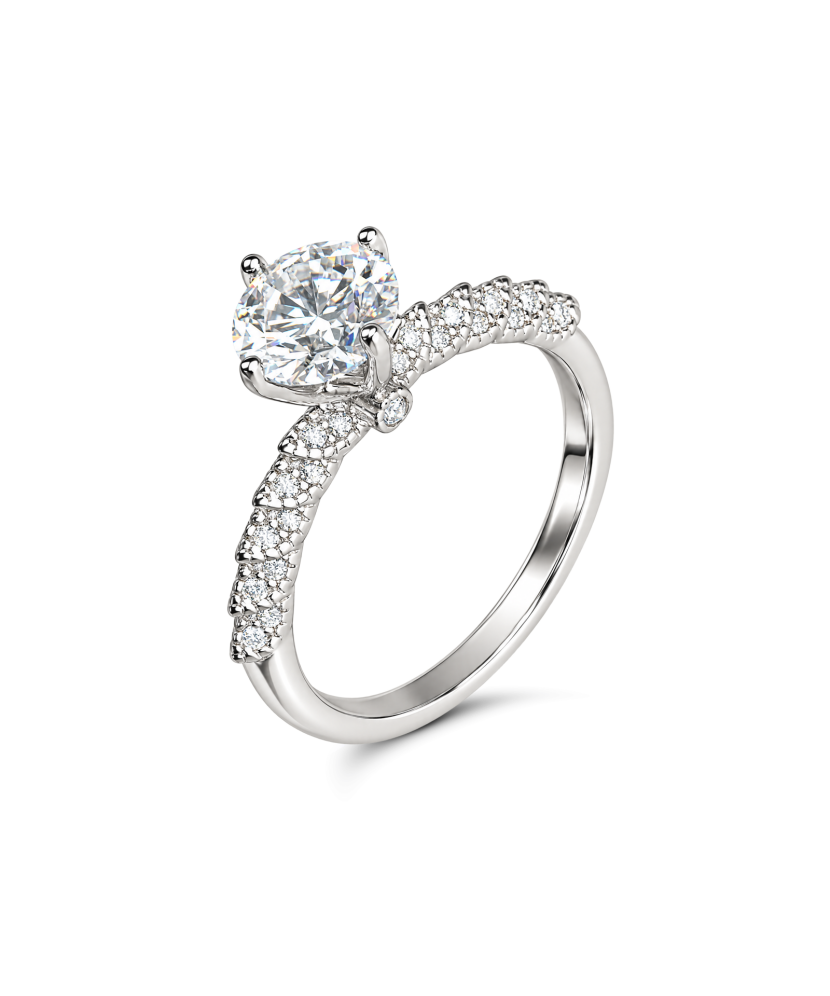 Silver ring with moissanites 2ct