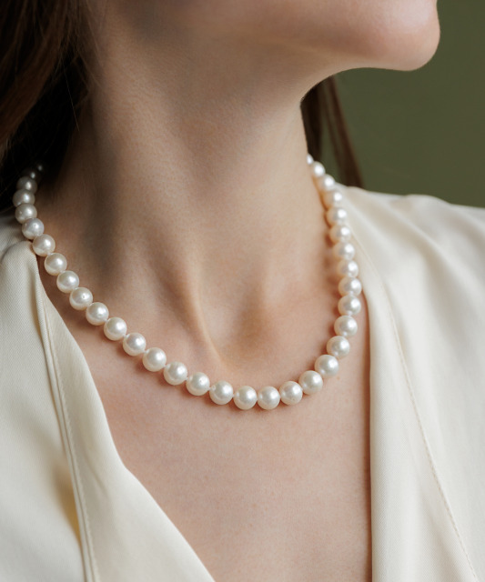 Pearl necklaces with sterling silver