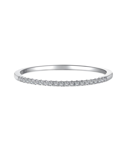 Sterling silver ring with zirconium