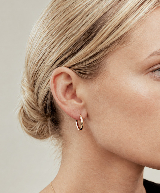 Gold earrings