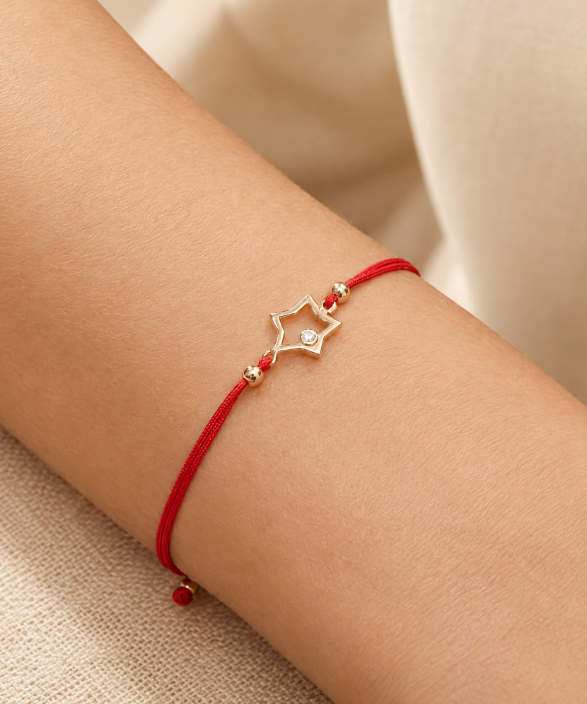 Red string bracelet with gold zirconia pendant “Star”