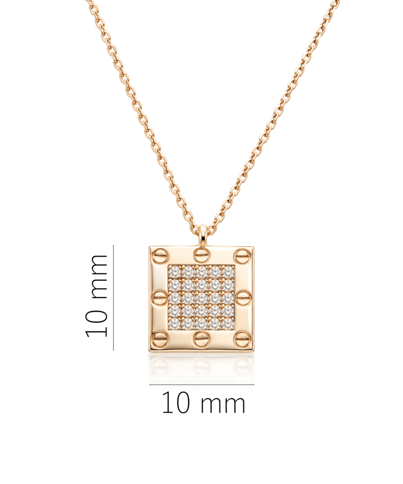 Gold chain with pendant
