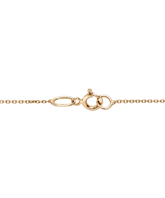 Gold chain with pendant