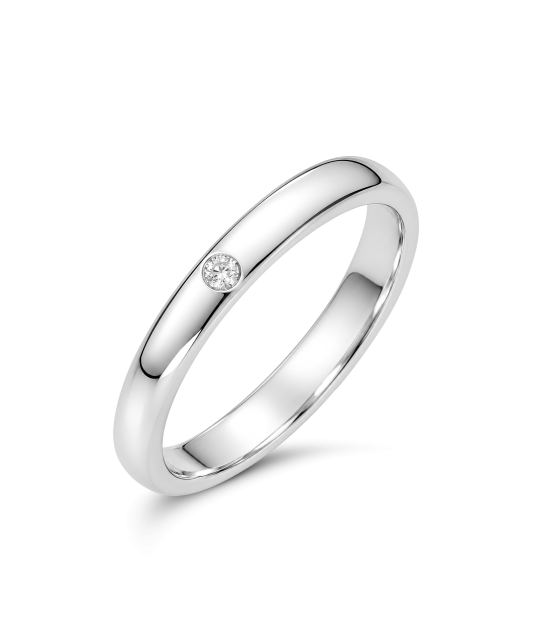 Silver wedding ring with cubic zirconia