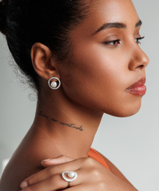 Sterling silver earrings with pearls and zircons