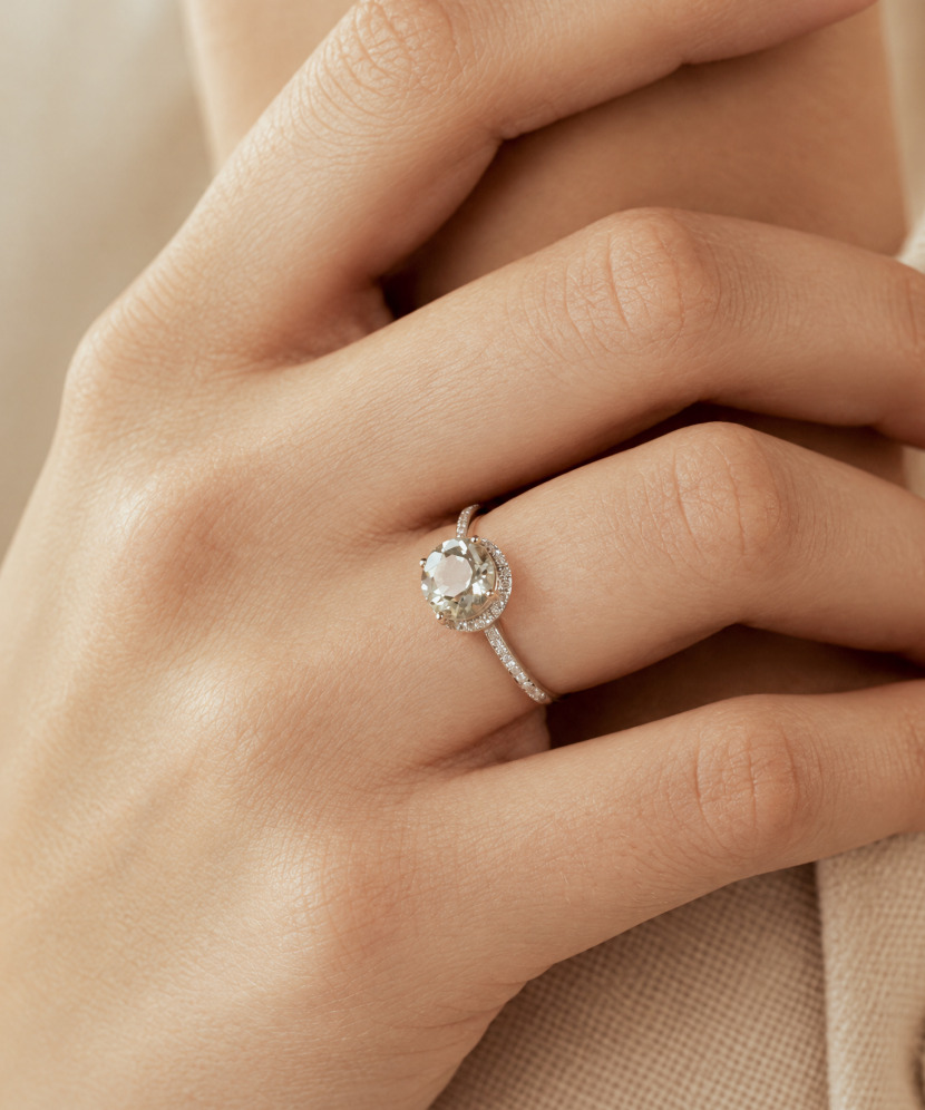 Gold ring with green amethyst and diamonds