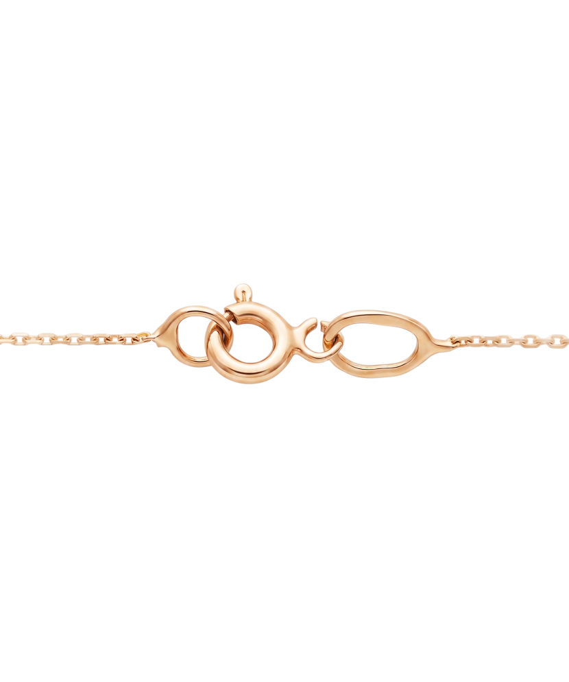 Gold chain with pendant