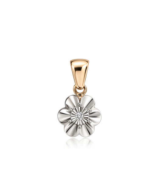 Gold pendant with diamond