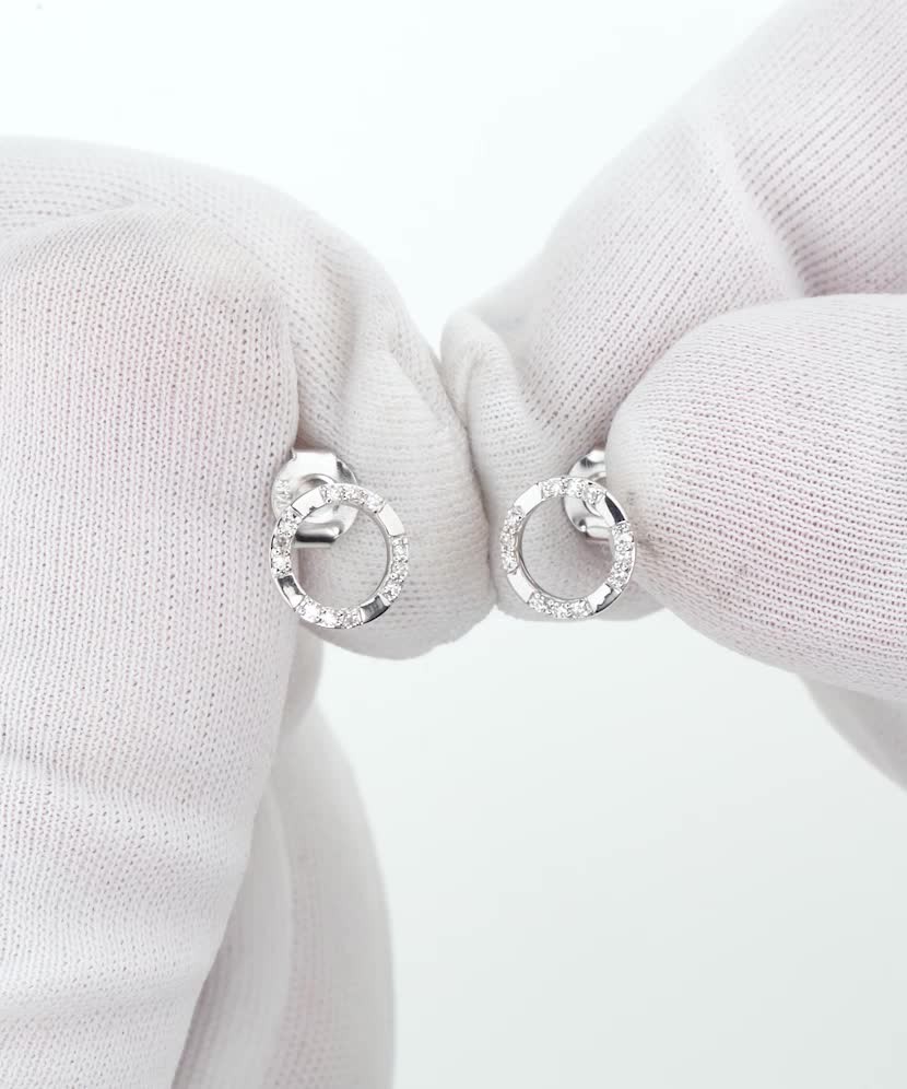 Серьги из белого золота с бриллиантами