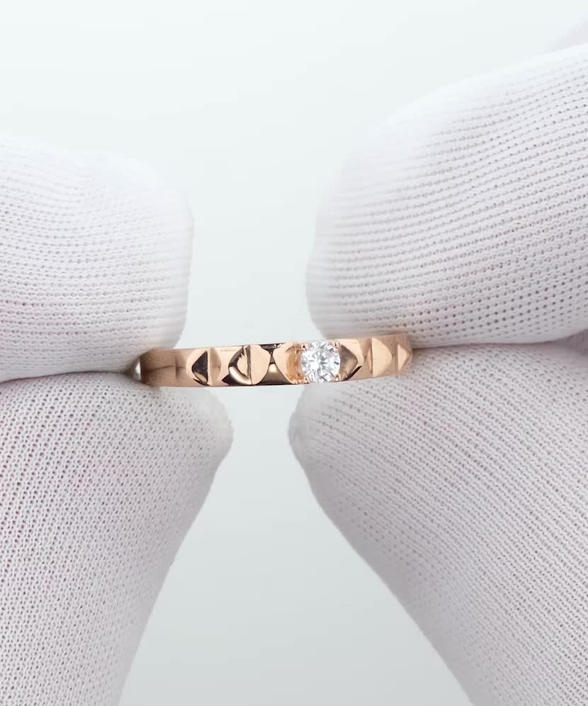 Золотое кольцо с цирконом