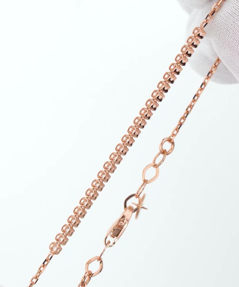 Gold bracelet with zircons