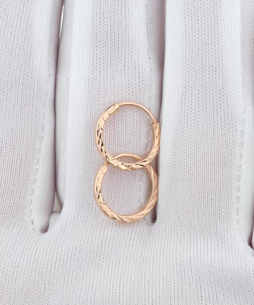 Gold engraved hoop earrings 13mm