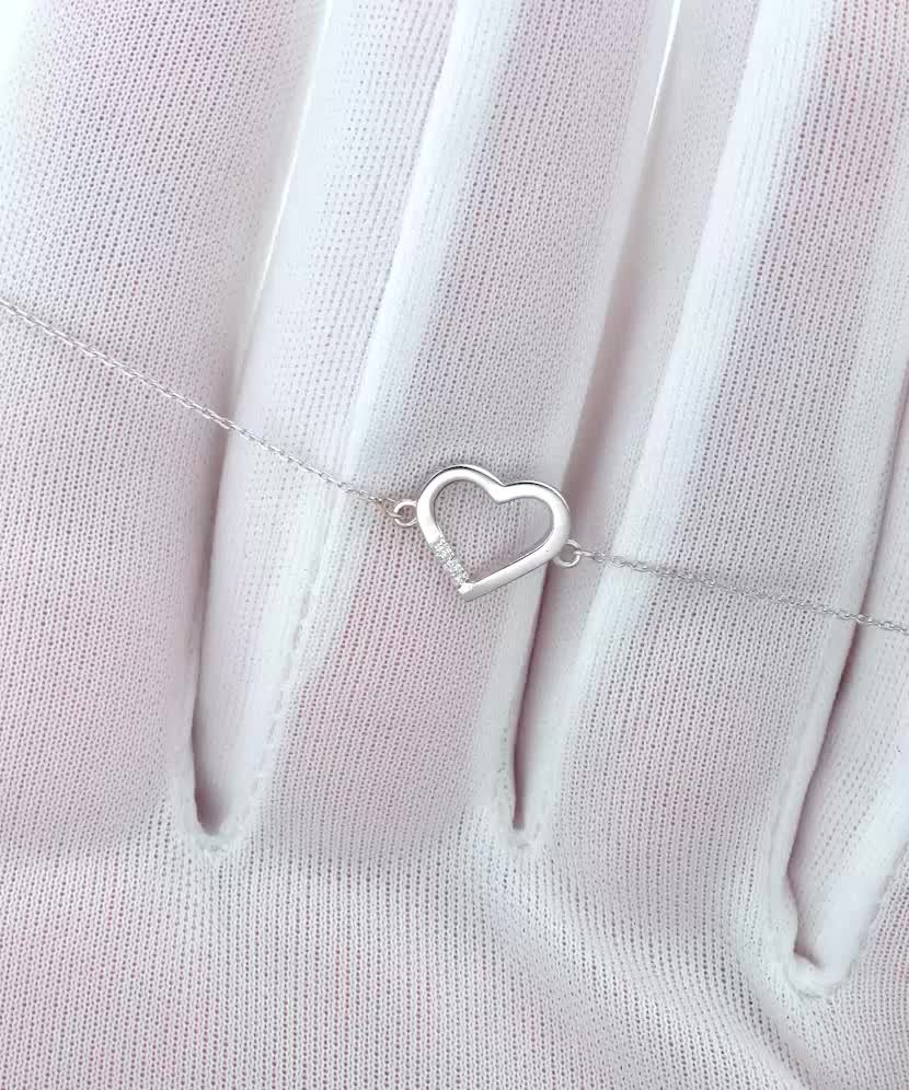 White Gold Bracelet With Diamond Pendant "Heart"