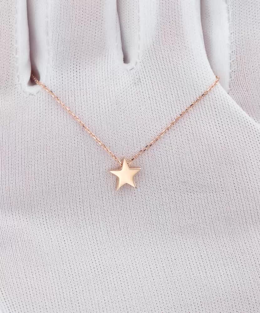 Gold chain with pendant "star"