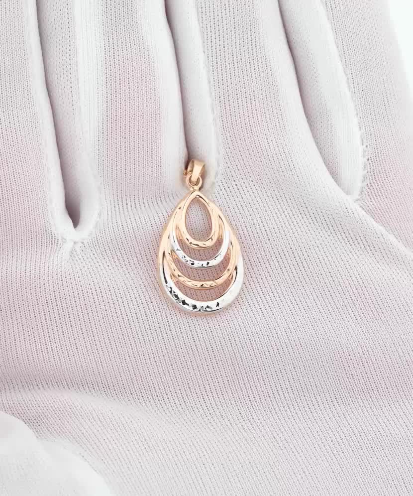 Gold pendant Gold pendant