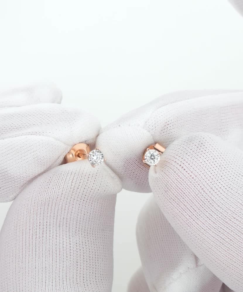 Золотые серьги с алмазами Золотые серьги с алмазами