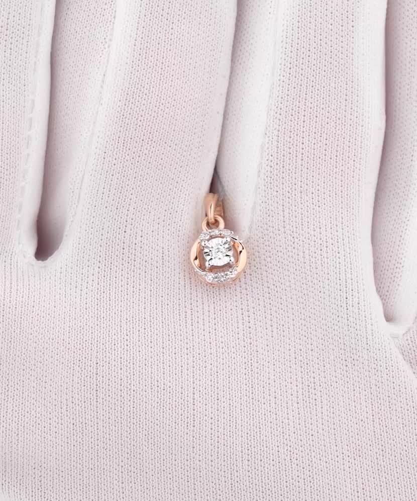 Золотой подвеска с алмазами Золотой подвеска с алмазами