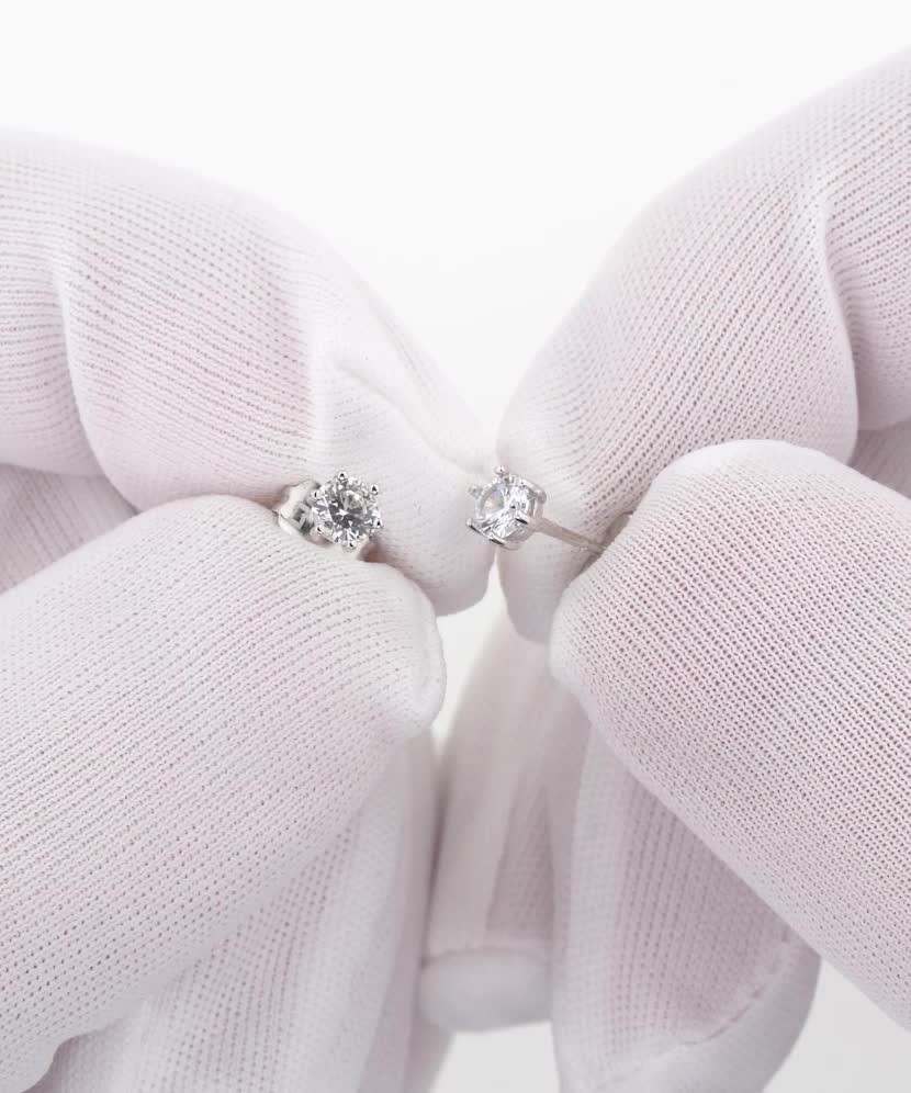 White gold earrings with zircons