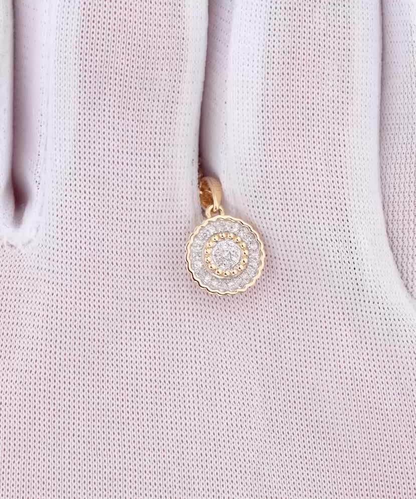 Yellow Gold pendant with diamonds